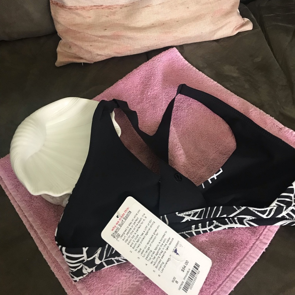 Lululemon Shanti Surf Sports Top